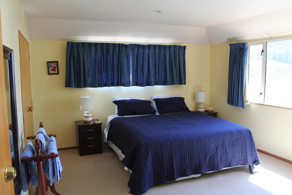 Aroha Riccarton Bed And Breakfast 크라이스트처치 외부 사진